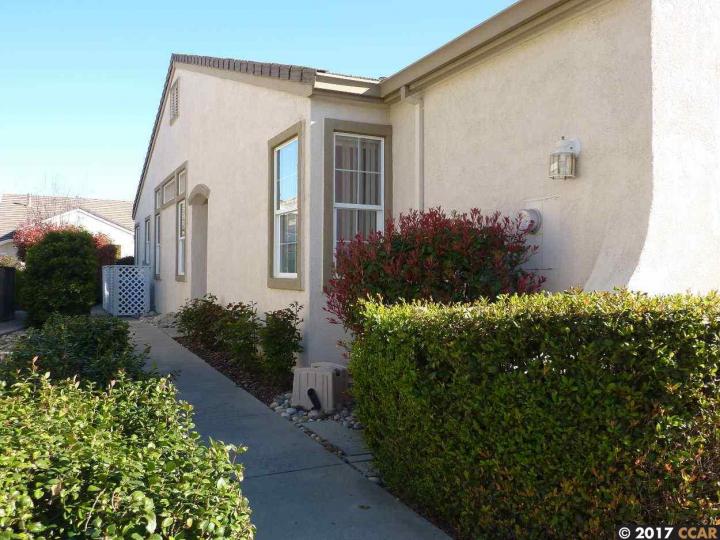 310 Upton Pyne Dr Brentwood CA Multi-family home. Photo 2 of 29