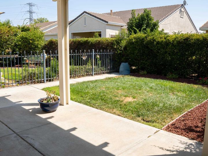 312 Upton Pyne Dr Brentwood CA Multi-family home. Photo 15 of 19