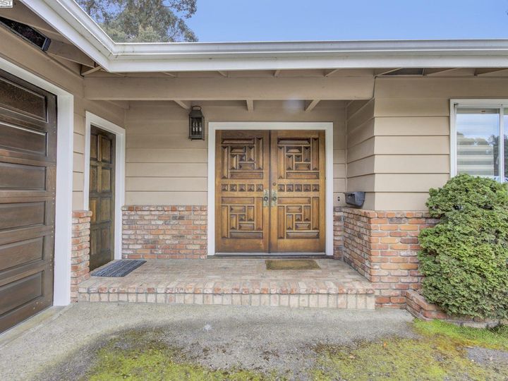 3137 Bridle Dr, Hayward, CA | Fairview. Photo 3 of 52