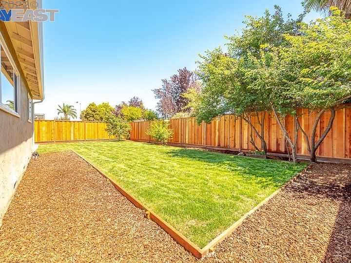 32397 Sheffield Ln, Union City, CA | Town & Country. Photo 48 of 52