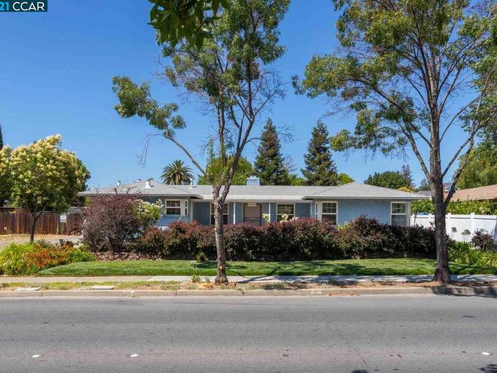 3243 Clayton Rd Concord CA 94519. Photo 1 of 28