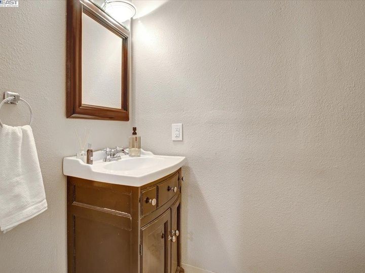 3310 Northwood Dr #D, Concord, CA, 94520 Townhouse. Photo 23 of 30