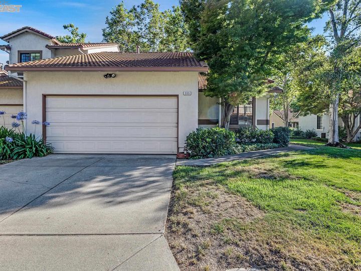 333 Marie Cmn, Livermore, CA, 94550 Townhouse. Photo 4 of 57