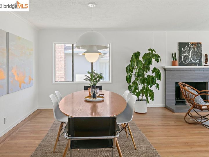 3381 Victor Ave, Oakland, CA | Redwood Heights. Photo 16 of 50