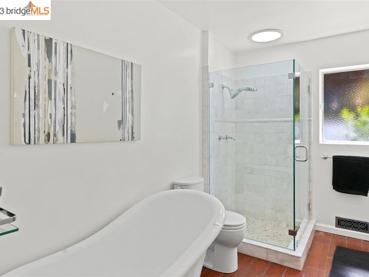 3381 Victor Ave, Oakland, CA | Redwood Heights. Photo 34 of 50