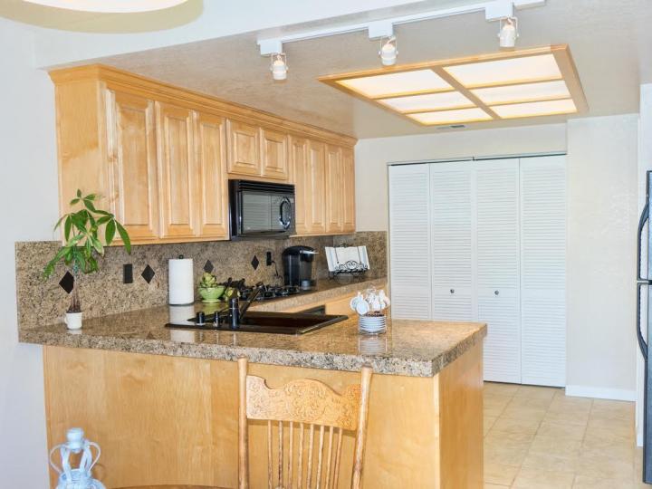 34930 Sea Cliff Ter, Fremont, CA, 94555 Townhouse. Photo 9 of 15