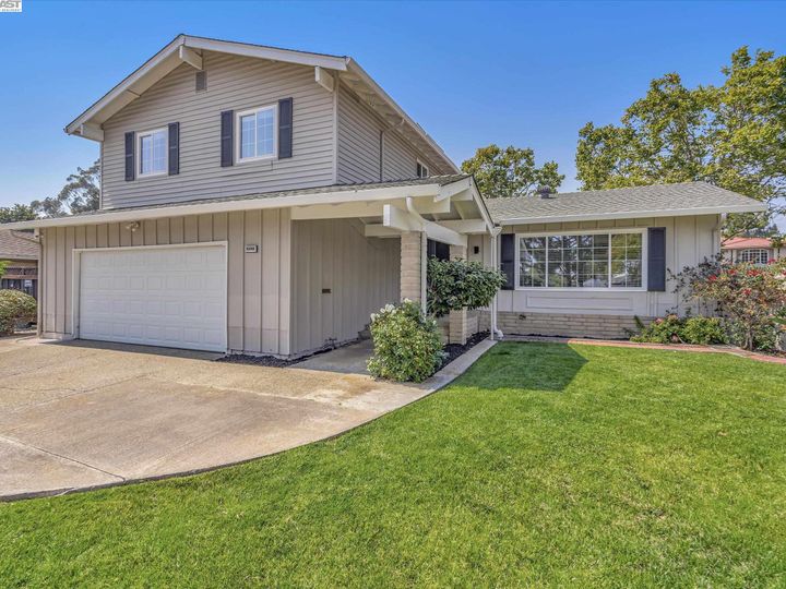 35048 Donegal Ct, Newark, CA | The Lake. Photo 2 of 49