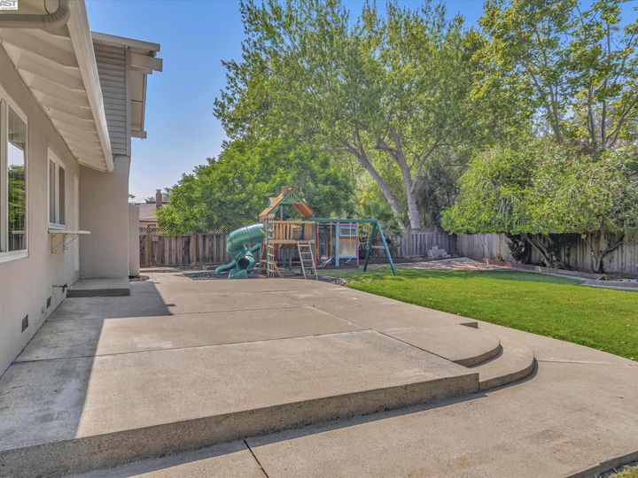 35048 Donegal Ct, Newark, CA | The Lake. Photo 41 of 49