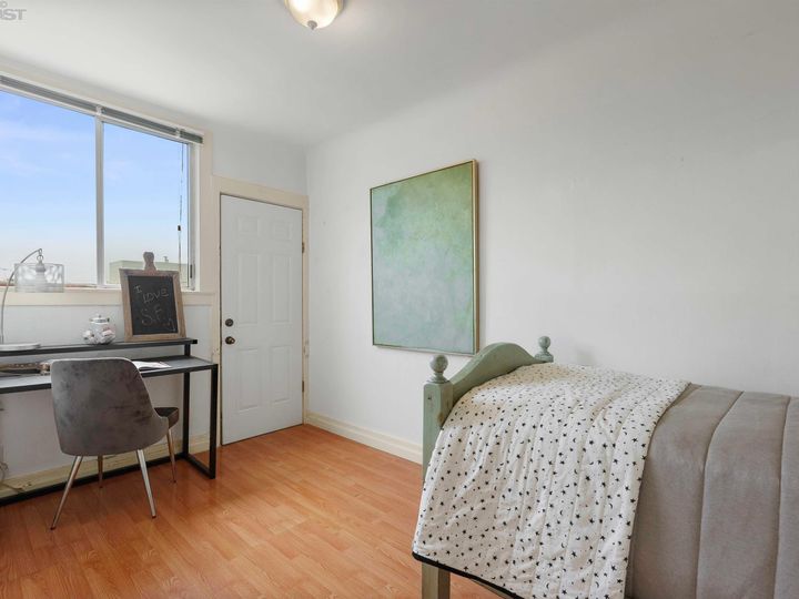 357 Wilde Ave, San Francisco, CA | Outer Richmond. Photo 17 of 40