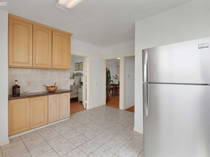 357 Wilde Ave, San Francisco, CA | Outer Richmond. Photo 7 of 40
