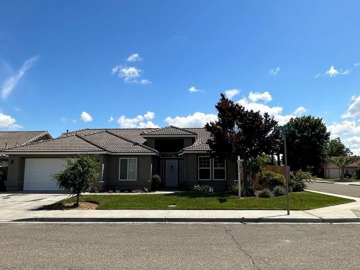 3586 Point Sur Dr, Madera, CA | . Photo 1 of 20