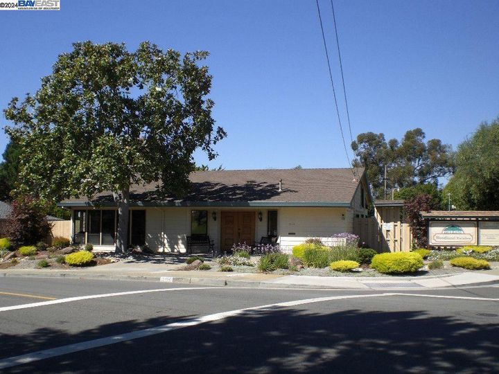 3651 Oakes Dr, Hayward, CA | Woodland Estates. Photo 45 of 47