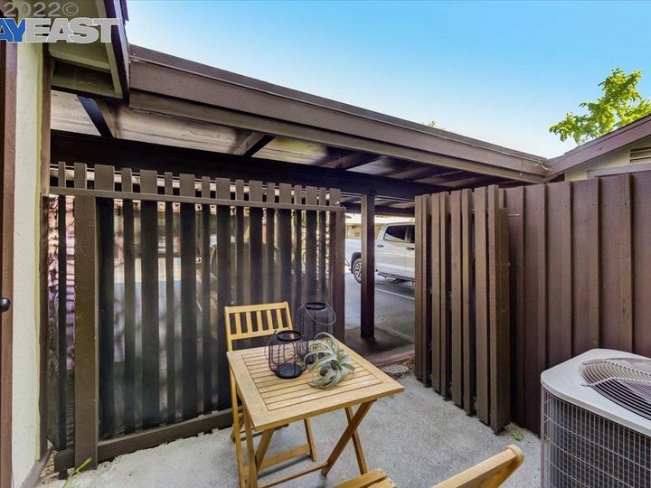 3936 Mulberry Dr #B, Concord, CA, 94519 Townhouse. Photo 32 of 48