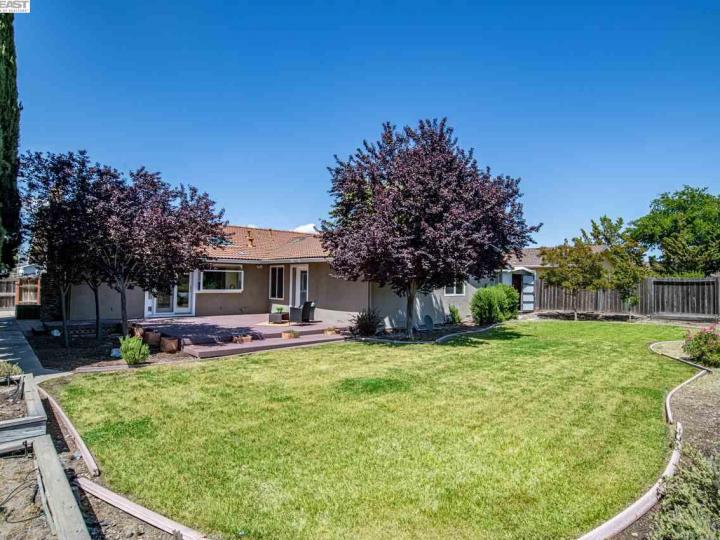 4027 Guilford Ave, Livermore, CA | Jensen Tract. Photo 32 of 40