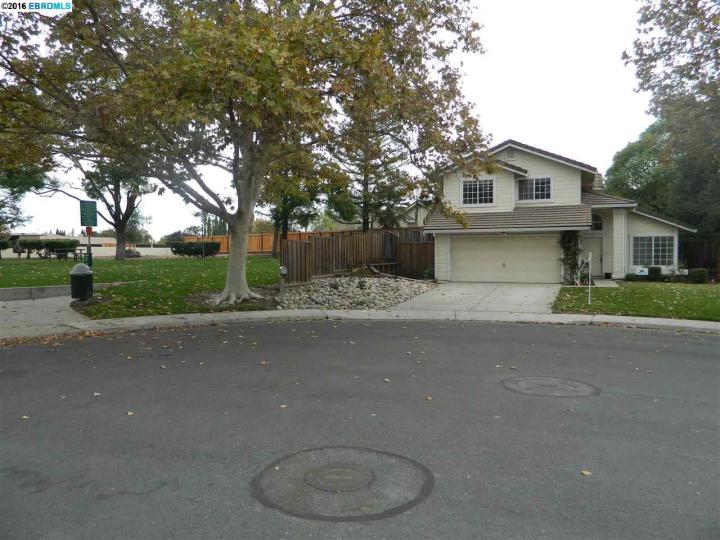 403 White Oak Ct, Oakley, CA | Oak Grove Homes. Photo 2 of 16