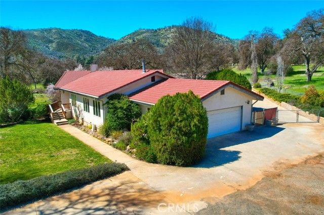 4060 Lakeview Dr, Mariposa, CA | . Photo 1 of 60