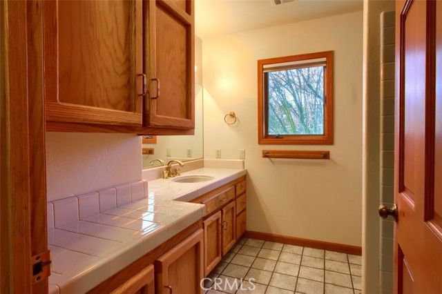 4060 Lakeview Dr, Mariposa, CA | . Photo 27 of 60