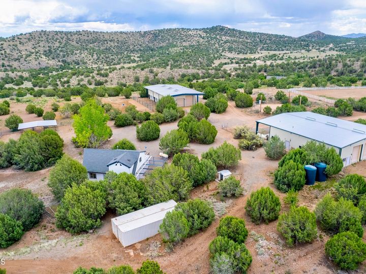 4190 W Finch Hollow Ave, Chino Valley, AZ | 5 Acres Or More. Photo 4 of 73