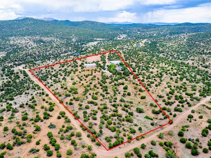 4190 W Finch Hollow Ave, Chino Valley, AZ | 5 Acres Or More. Photo 71 of 73