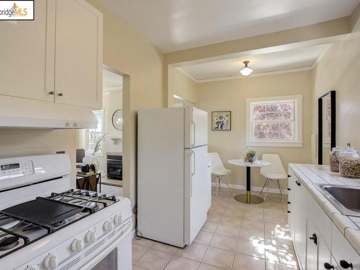 4230 Shafter Ave, Oakland, CA | Temescal. Photo 11 of 40