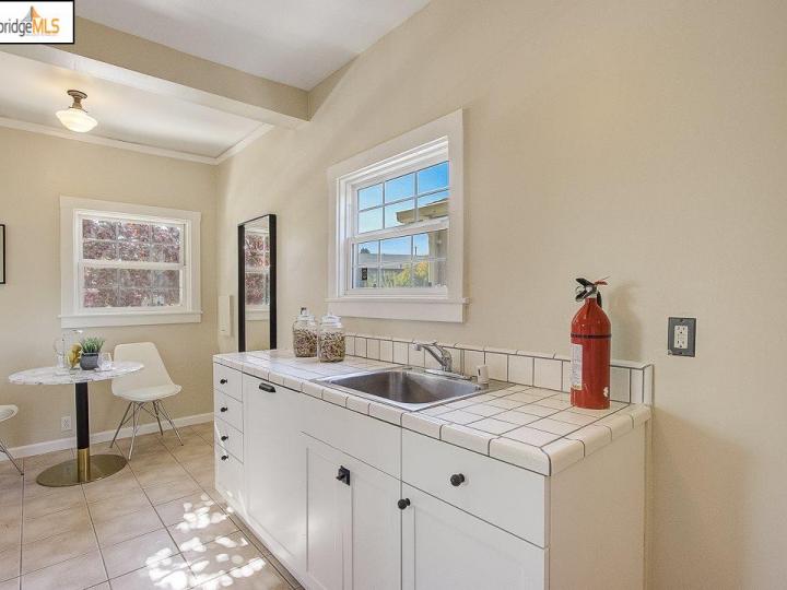 4230 Shafter Ave, Oakland, CA | Temescal. Photo 13 of 40