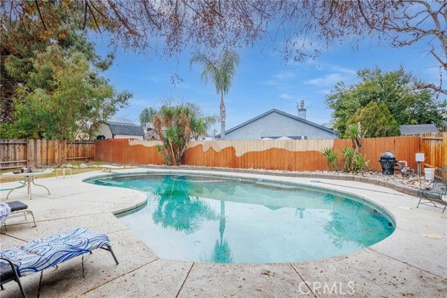 4309 Trumbull Dr, Bakersfield, CA | . Photo 11 of 17
