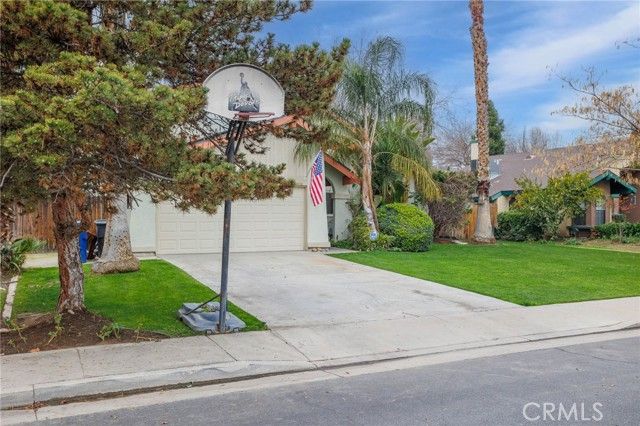 4309 Trumbull Dr, Bakersfield, CA | . Photo 6 of 17