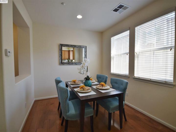 43267 Umbria Ter, Fremont, CA, 94539 Townhouse. Photo 12 of 35
