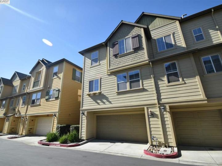 43267 Umbria Ter, Fremont, CA, 94539 Townhouse. Photo 32 of 35