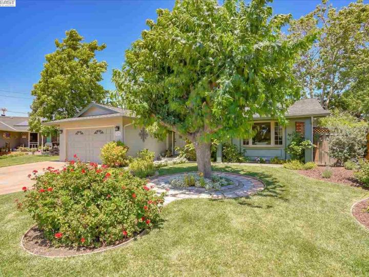 433 Wall Ct, Livermore, CA | Sunsetwest. Photo 2 of 34