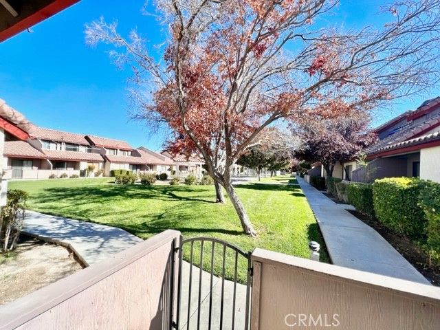 43334 32nd St #4, Lancaster, CA, 93536 Townhouse. Photo 15 of 26