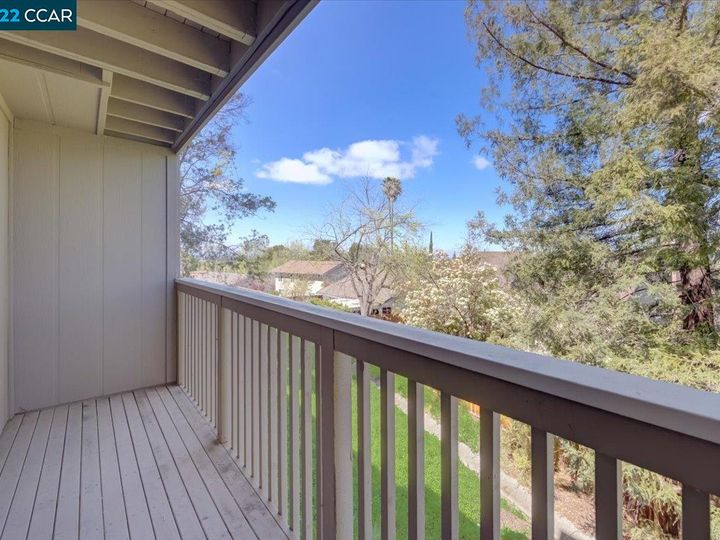 4370 Eagle Peak Rd #B, Concord, CA, 94521 Townhouse. Photo 31 of 46
