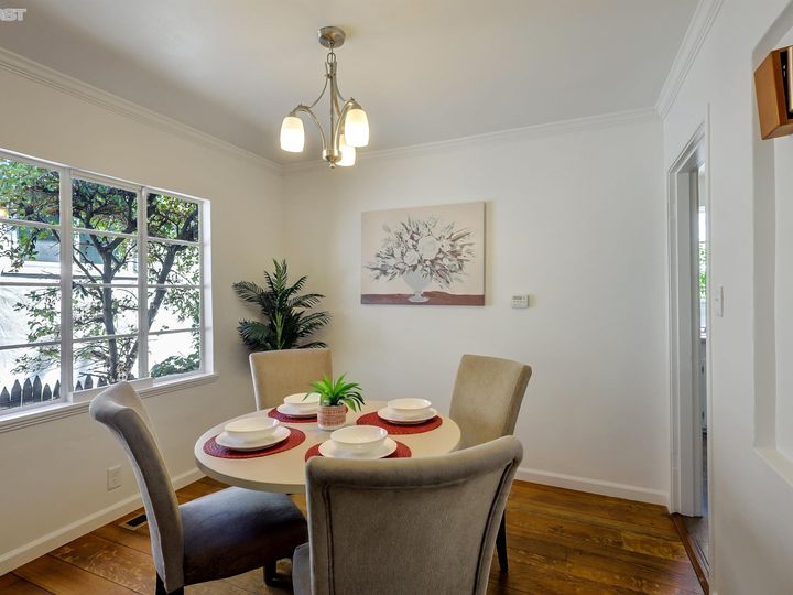 4433 Tompkins Ave, Oakland, CA | Redwood Heights. Photo 11 of 31