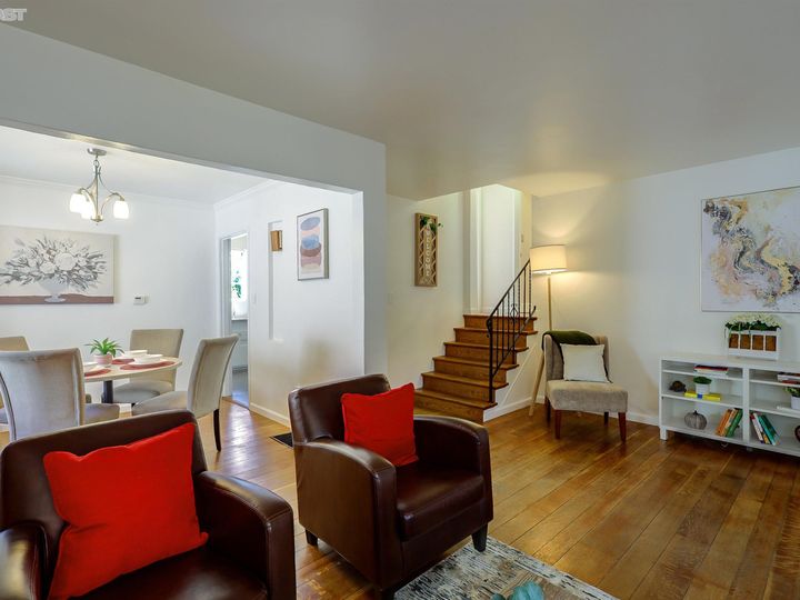 4433 Tompkins Ave, Oakland, CA | Redwood Heights. Photo 6 of 31