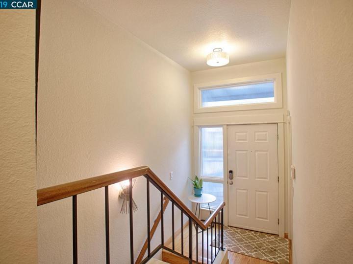 447 Camelback Rd, Pleasant Hill, CA, 94523 Townhouse. Photo 2 of 34