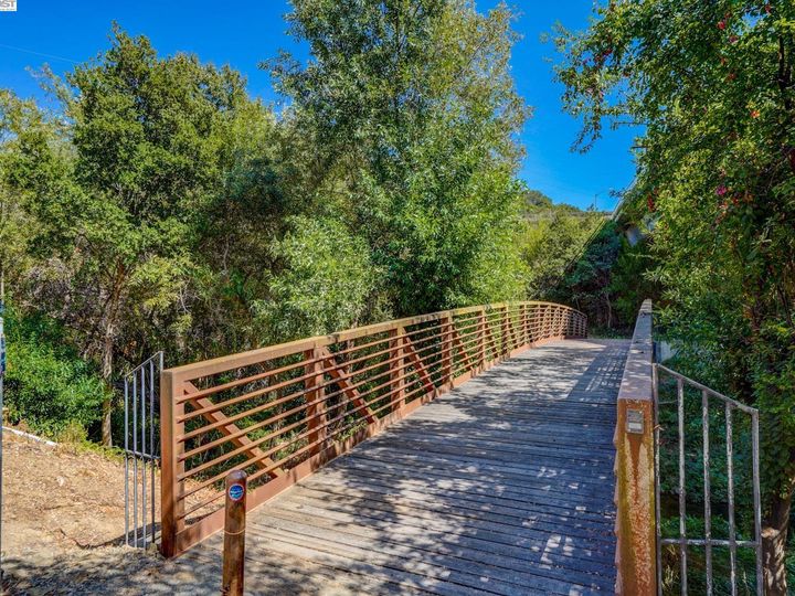 4485 Old Dublin Rd, Castro Valley, CA | Palomares. Photo 40 of 40