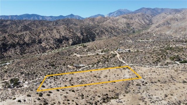 48658 Lyle Rd Morongo Valley CA. Photo 12 of 26