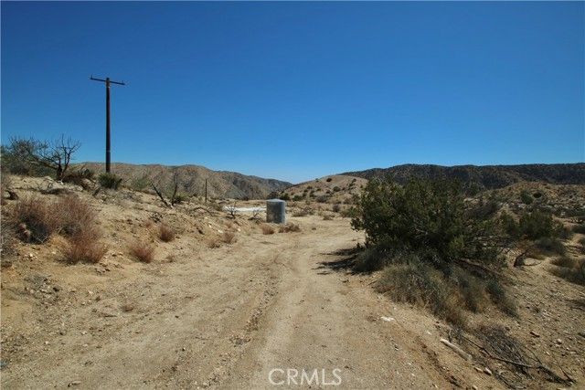 48658 Lyle Rd Morongo Valley CA. Photo 15 of 26