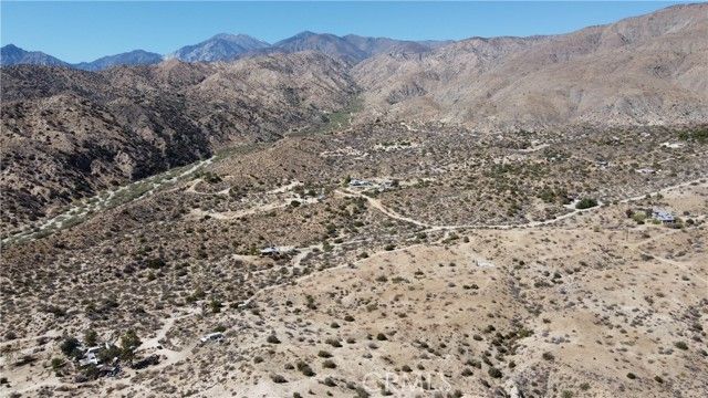 48658 Lyle Rd Morongo Valley CA. Photo 9 of 26