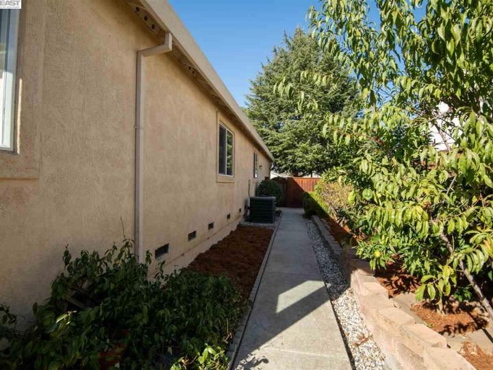 4955 Julie St, Livermore, CA | Windmill Springs. Photo 36 of 38