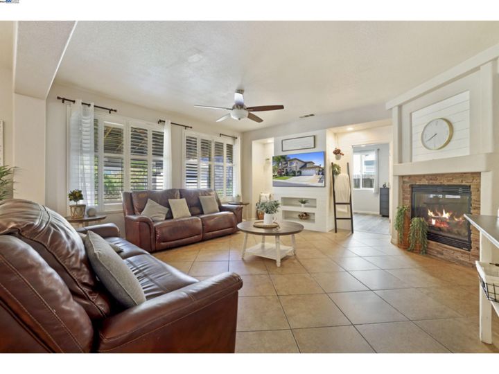 5039 Riverbed Ct, Riverbank, CA | . Photo 26 of 60