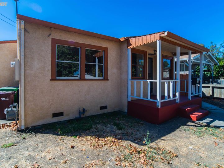 515 Willow Ave, Hayward, CA | The Orchards. Photo 3 of 31