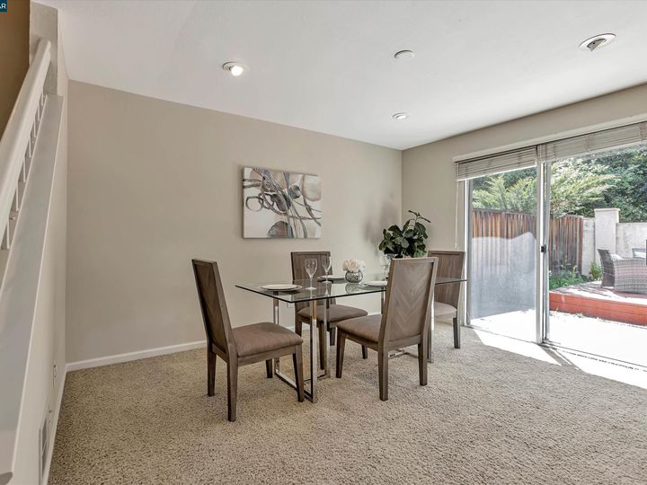 5224 Pebble Glen Dr, Concord, CA, 94521 Townhouse. Photo 14 of 34
