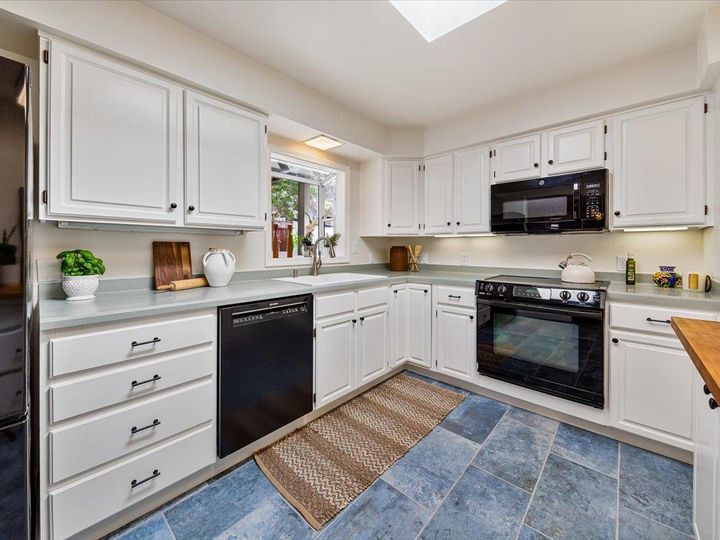 529 17 Mile Dr, Pacific Grove, CA | . Photo 13 of 25