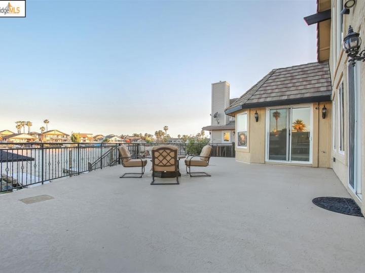 5741 Salmon Ct, Discovery Bay, CA | Delta Waterfront Access. Photo 21 of 26