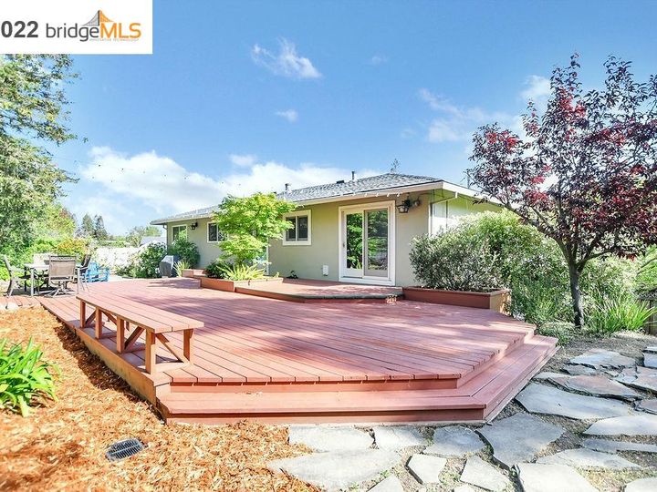 5756 Likins Ct, Martinez, CA | Forest Hills. Photo 30 of 33