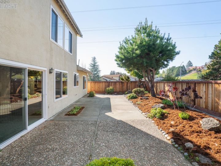 5800 Charter Oaks Dr, Castro Valley, CA | Columbia. Photo 35 of 37