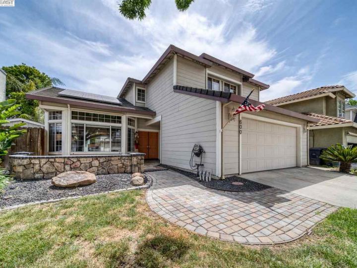 600 Gianelli St, Tracy, CA | Central Tracy. Photo 1 of 40