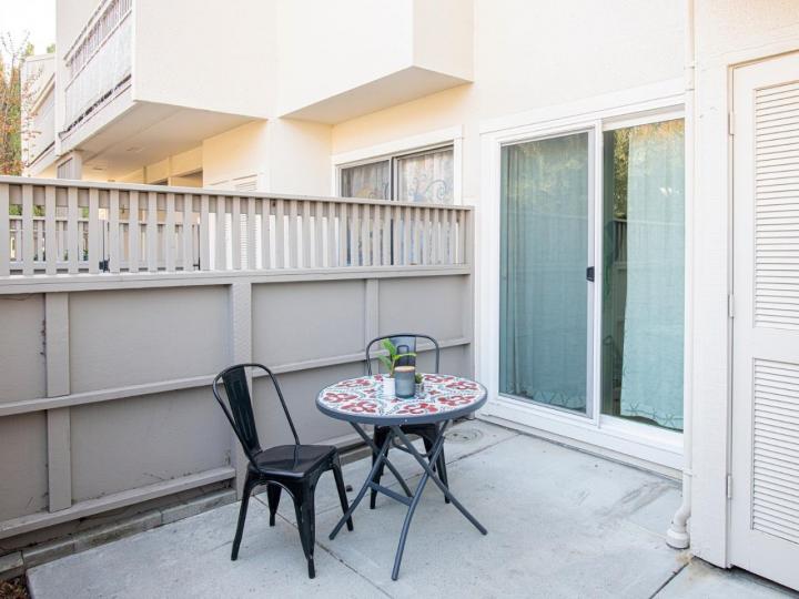 618 N Garland Ter, Sunnyvale, CA, 94086 Townhouse. Photo 16 of 20