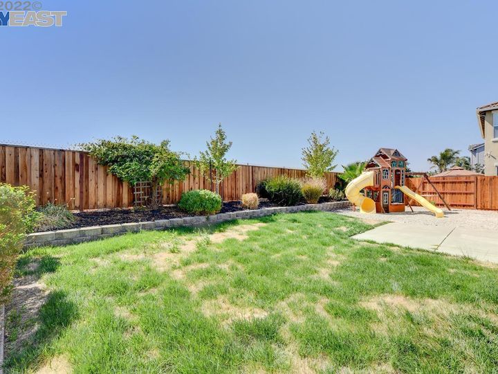 625 Purple Martin Dr, Vacaville, CA | Leisure Town. Photo 30 of 33